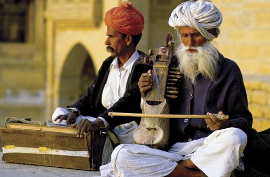 rajasthan-musicians-550-432