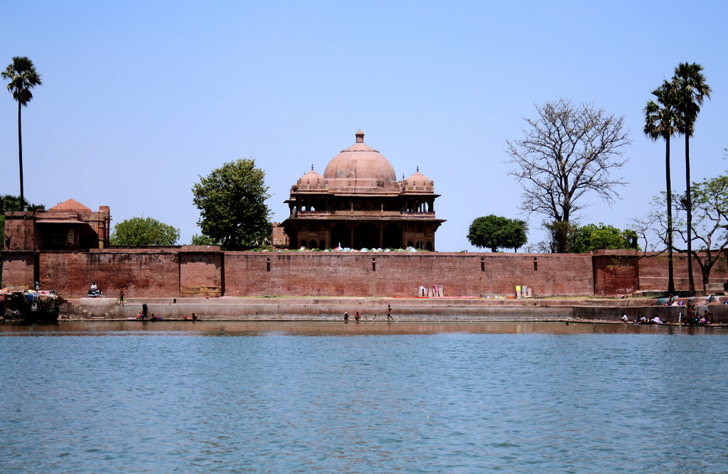 MANER SHARIF: THE SECULAR SPACE BESIDE THE SOAN RIVER - The New Leam