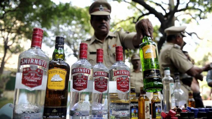 What's wrong with the Delhi government's liquor policy?