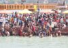 People taking a dip in the holy sangam at Prayagraj / Photo:Pixabay